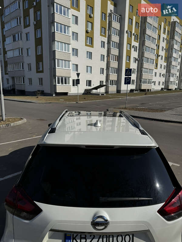 Внедорожник / Кроссовер Nissan Rogue 2018 в Виннице