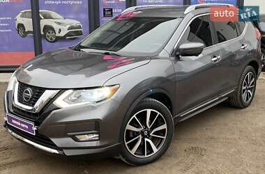 Внедорожник / Кроссовер Nissan Rogue 2019 в 