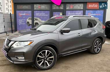 Внедорожник / Кроссовер Nissan Rogue 2019 в 