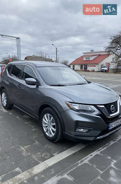 Внедорожник / Кроссовер Nissan Rogue 2017 в Самборе