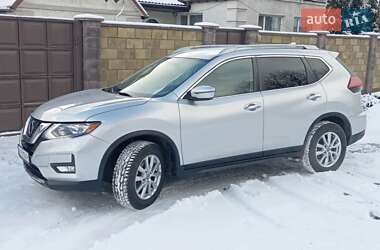 Внедорожник / Кроссовер Nissan Rogue 2017 в 