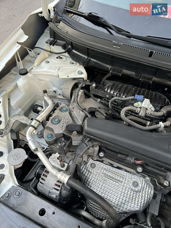 Внедорожник / Кроссовер Nissan Rogue 2020 в Львове