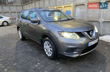Внедорожник / Кроссовер Nissan Rogue 2016 в 