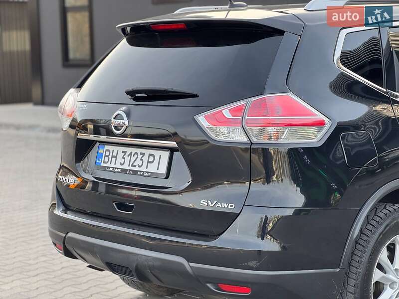 Внедорожник / Кроссовер Nissan Rogue 2016 в Одессе