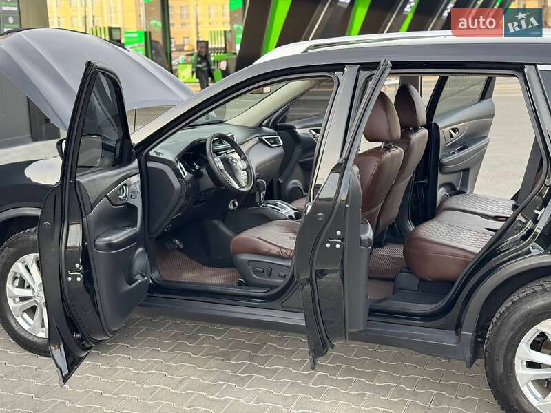 Внедорожник / Кроссовер Nissan Rogue 2016 в Одессе