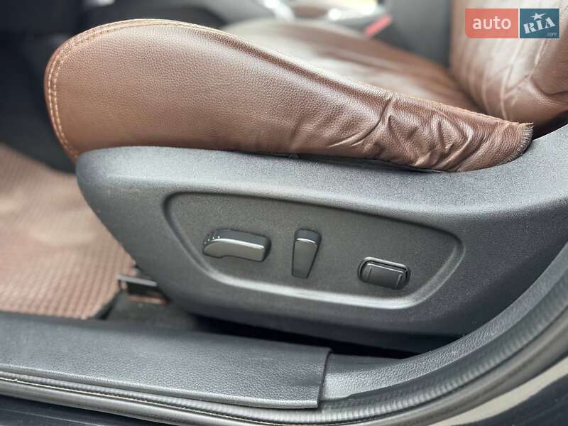 Внедорожник / Кроссовер Nissan Rogue 2016 в Одессе