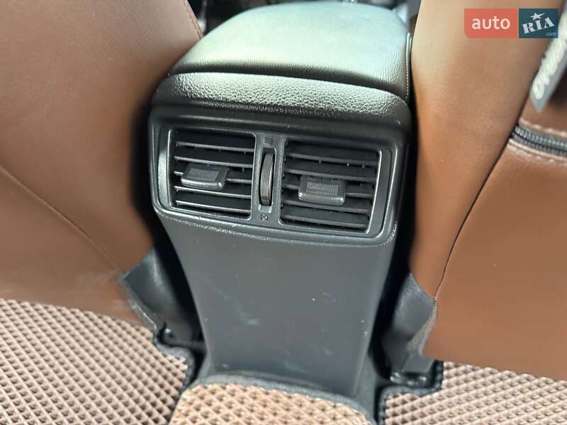 Внедорожник / Кроссовер Nissan Rogue 2016 в Одессе