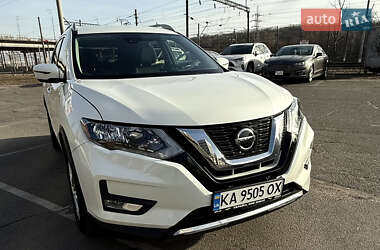 Внедорожник / Кроссовер Nissan Rogue 2019 в Киеве