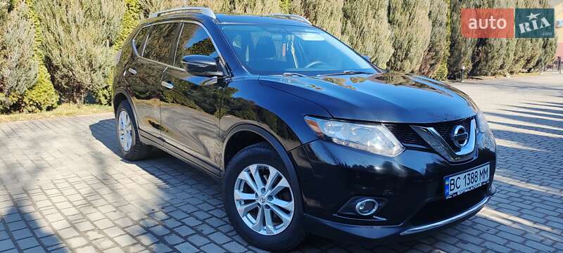 Позашляховик / Кросовер Nissan Rogue 2016 в 