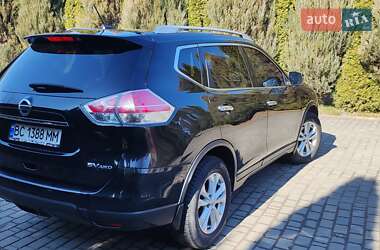 Позашляховик / Кросовер Nissan Rogue 2016 в 