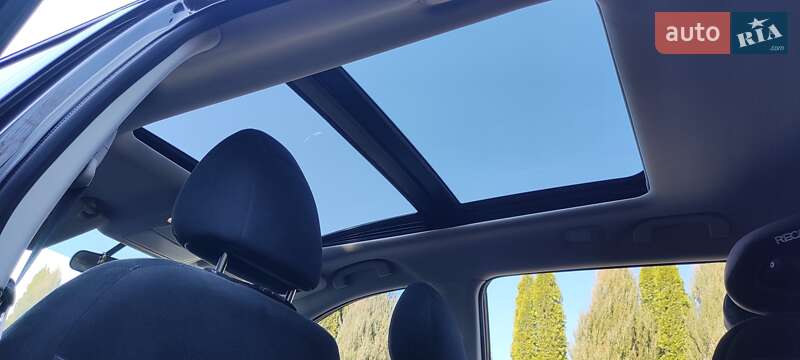 Позашляховик / Кросовер Nissan Rogue 2016 в Самборі