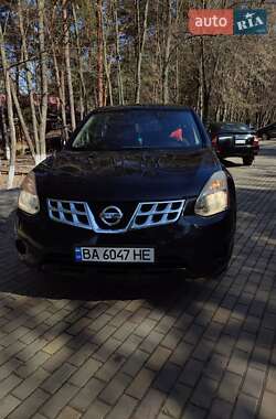 Внедорожник / Кроссовер Nissan Rogue 2012 в 