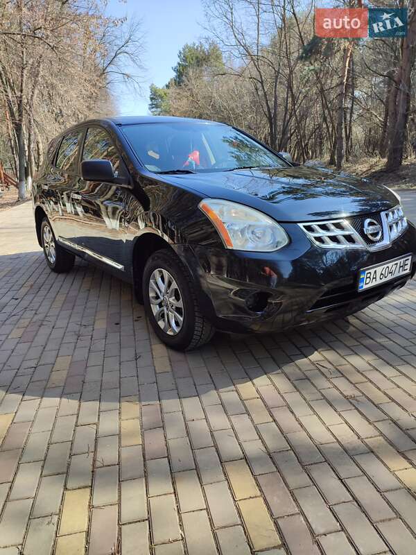 Внедорожник / Кроссовер Nissan Rogue 2012 в Бершади