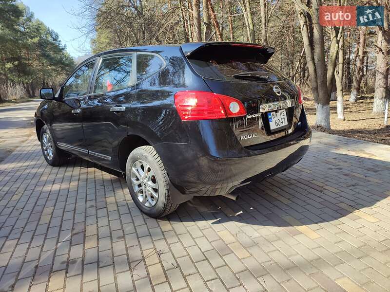 Внедорожник / Кроссовер Nissan Rogue 2012 в Бершади