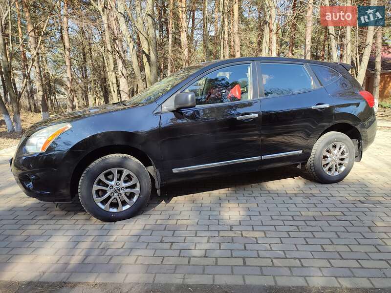 Внедорожник / Кроссовер Nissan Rogue 2012 в Бершади