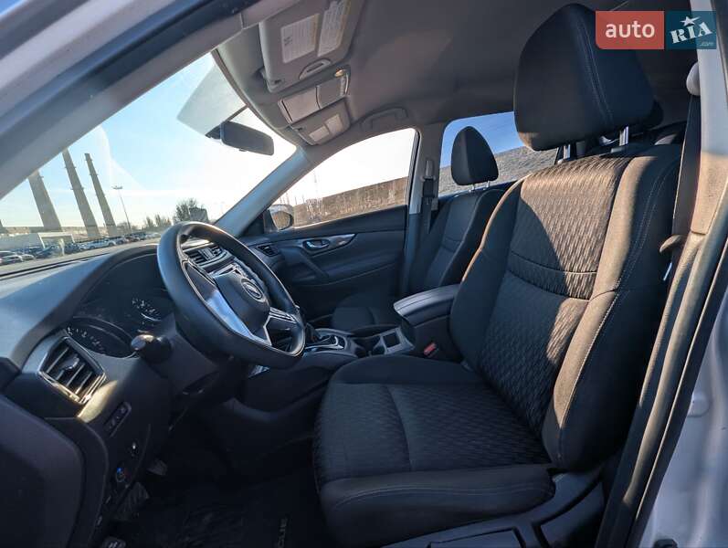 Внедорожник / Кроссовер Nissan Rogue 2018 в Днепре