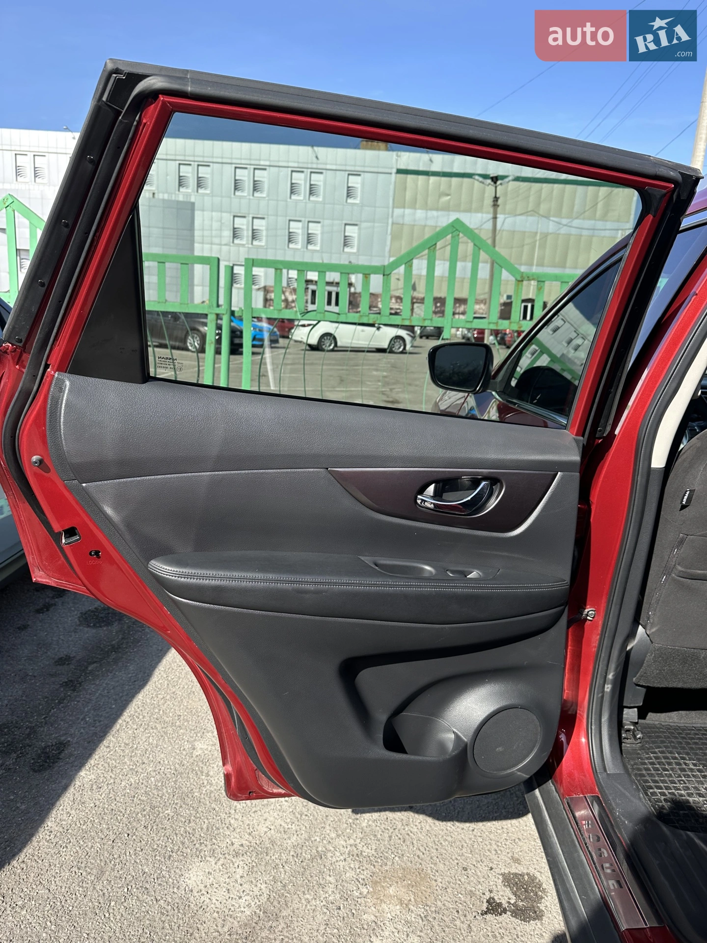 2015 Nissan Rogue - мініатюра 30
