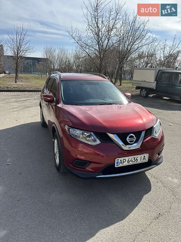 Позашляховик / Кросовер Nissan Rogue 2015 в Запоріжжі