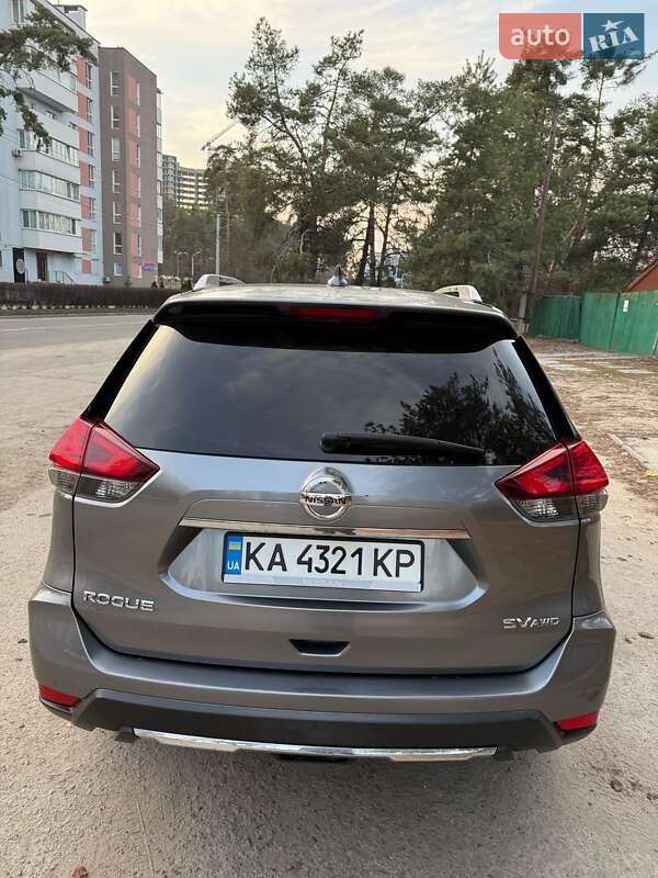 Позашляховик / Кросовер Nissan Rogue 2016 в Києві