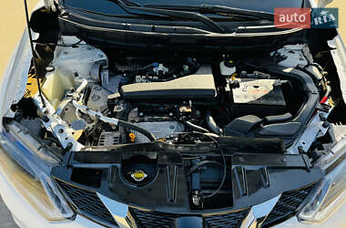 Внедорожник / Кроссовер Nissan Rogue 2016 в Кропивницком