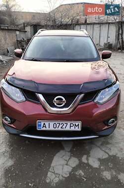 Внедорожник / Кроссовер Nissan Rogue 2015 в Белой Церкви