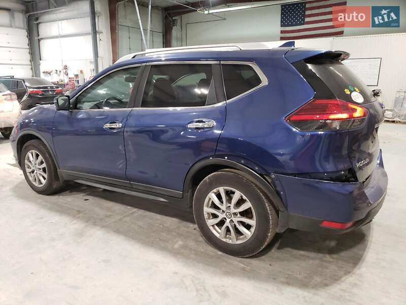 Позашляховик / Кросовер Nissan Rogue 2017 в Харкові