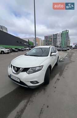 Внедорожник / Кроссовер Nissan Rogue 2014 в 