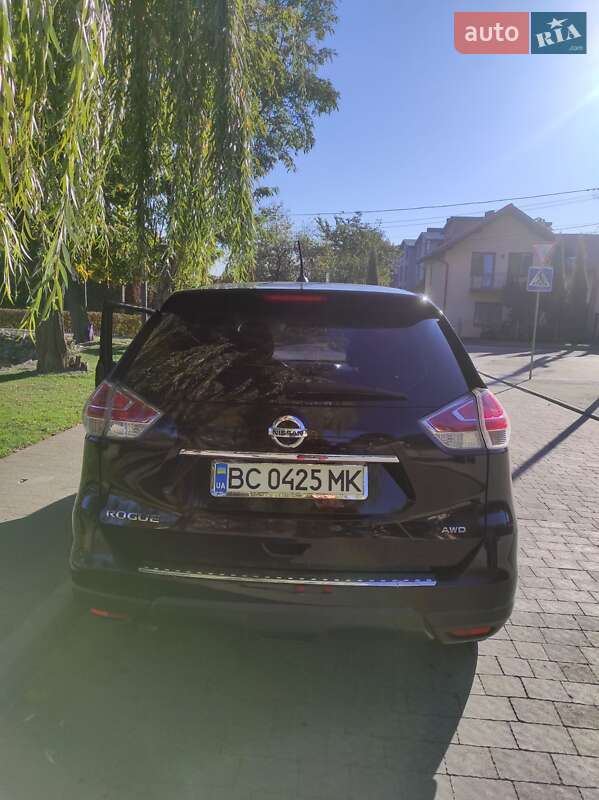 Внедорожник / Кроссовер Nissan Rogue 2015 в Львове