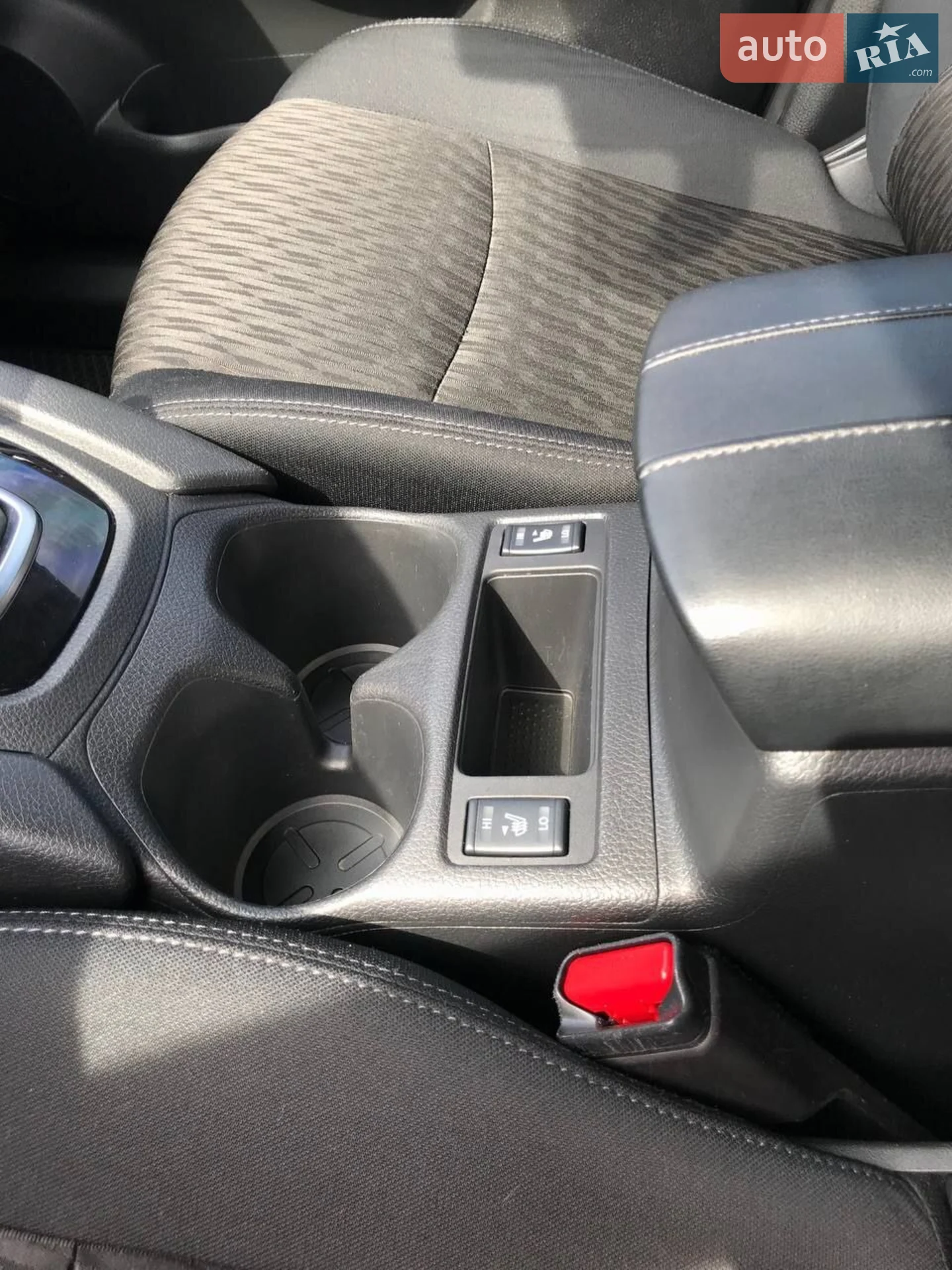 2019 Nissan Rogue - мініатюра 6