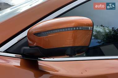 Внедорожник / Кроссовер Nissan Rogue 2016 в 