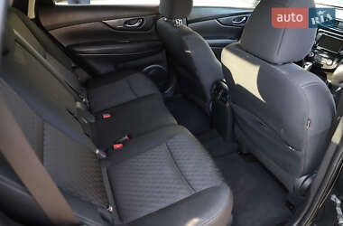 Позашляховик / Кросовер Nissan Rogue 2019 в 