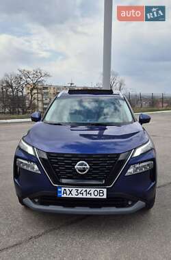 Внедорожник / Кроссовер Nissan Rogue 2020 в Харькове