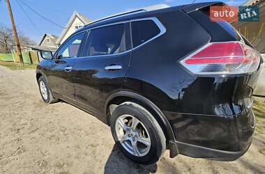 Внедорожник / Кроссовер Nissan Rogue 2016 в 