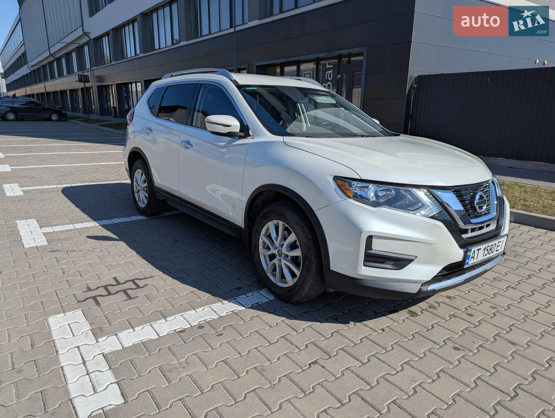 2018 Nissan Rogue - мініатюра 4