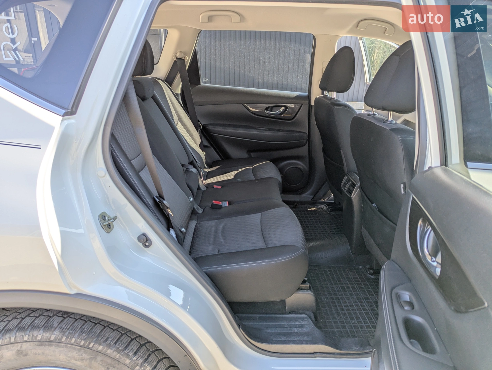 2018 Nissan Rogue - мініатюра 24