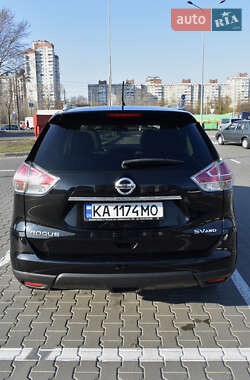 Внедорожник / Кроссовер Nissan Rogue 2016 в 
