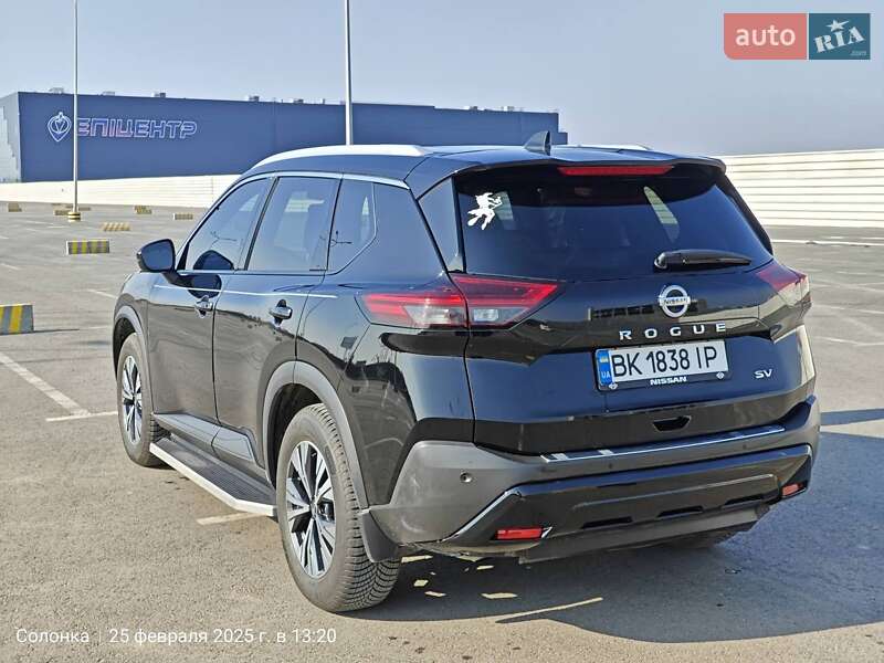 Nissan Rogue 2021