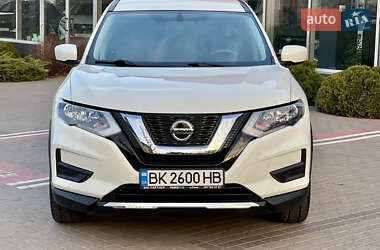 Позашляховик / Кросовер Nissan Rogue 2018 в Рівному