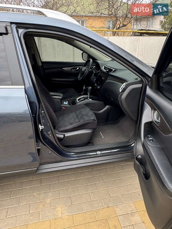 Позашляховик / Кросовер Nissan Rogue 2014 в Одесі