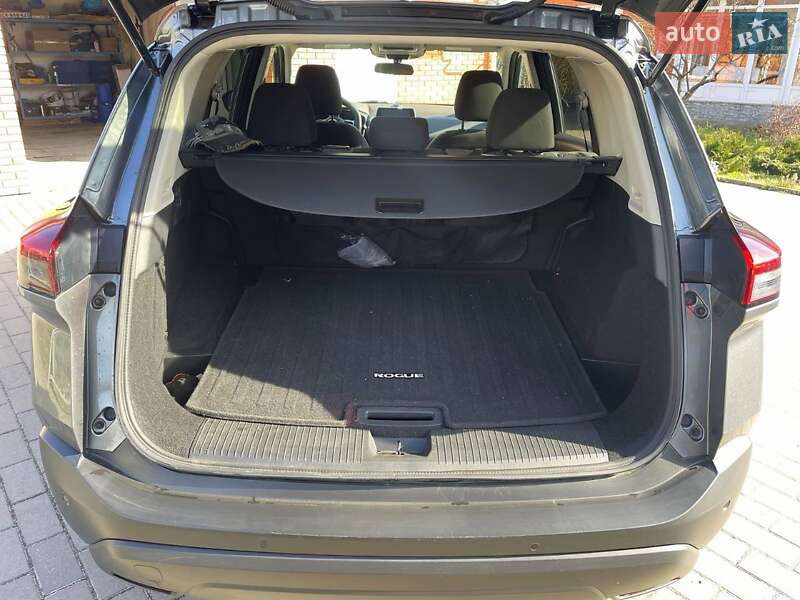 Позашляховик / Кросовер Nissan Rogue 2020 в Броварах