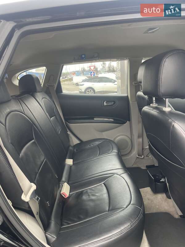 Позашляховик / Кросовер Nissan Rogue 2015 в Вінниці