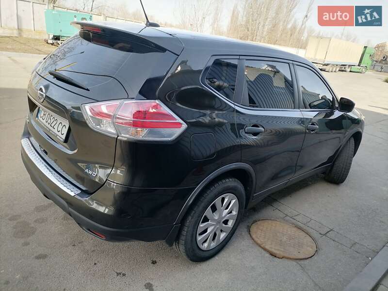 Внедорожник / Кроссовер Nissan Rogue 2016 в Чернигове
