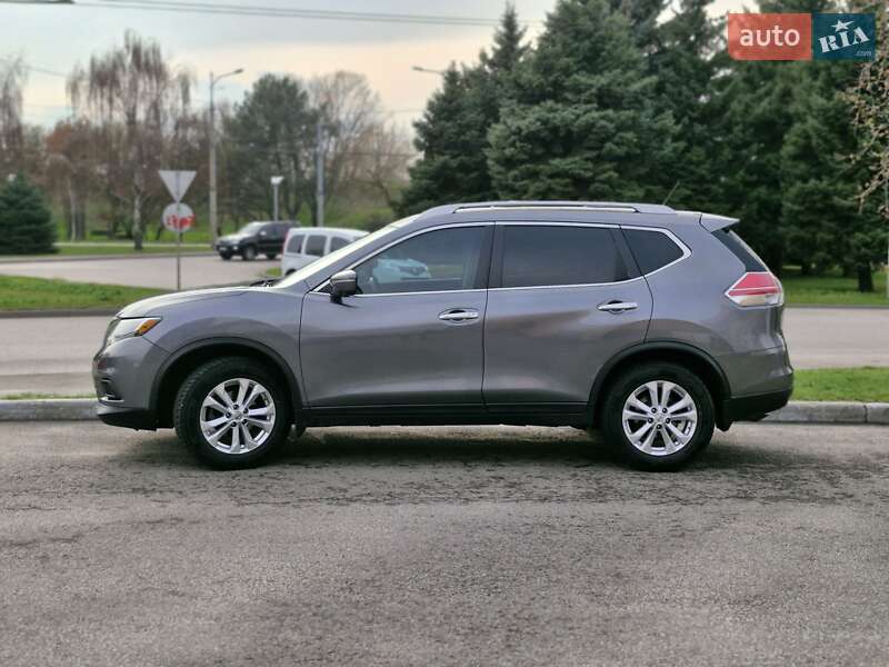 Позашляховик / Кросовер Nissan Rogue 2015 в Харкові