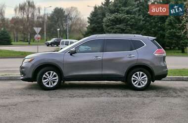 Внедорожник / Кроссовер Nissan Rogue 2015 в 