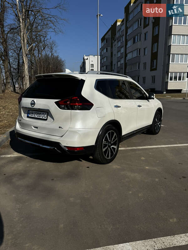 Внедорожник / Кроссовер Nissan Rogue 2018 в Виннице