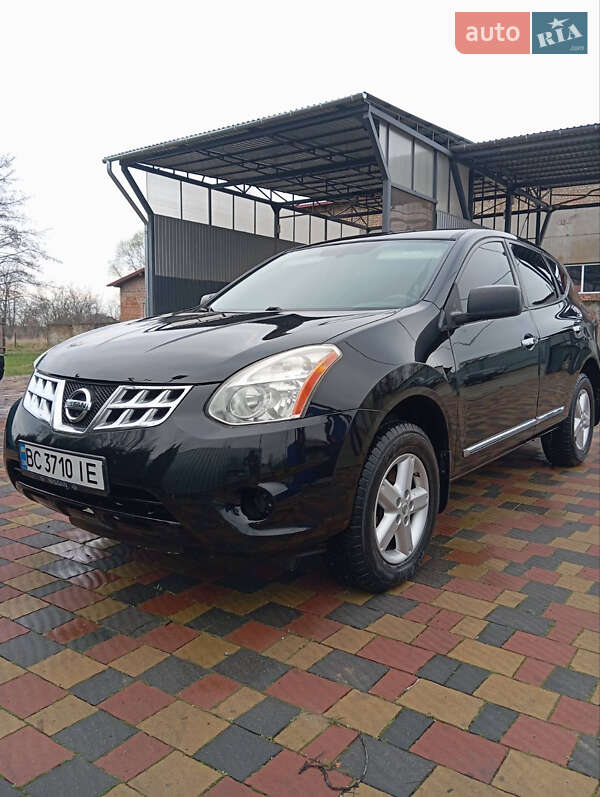 Позашляховик / Кросовер Nissan Rogue 2012 в 