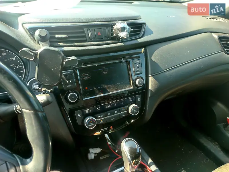 Nissan Rogue 2018 VIN KNMAT2MV1JP584592 фото оголошення 3 з 60