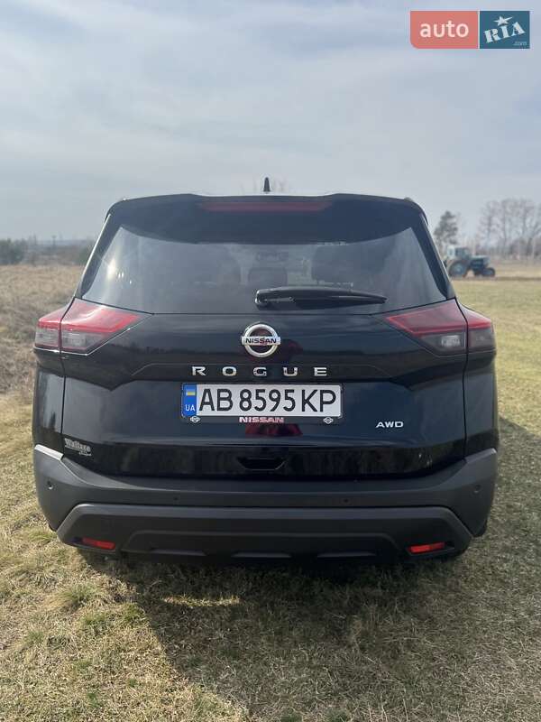 Внедорожник / Кроссовер Nissan Rogue 2021 в Виннице
