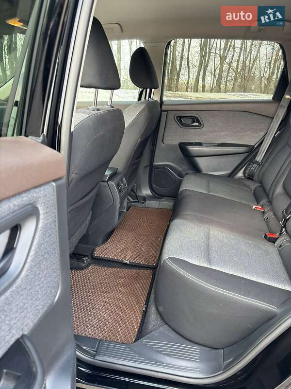 Внедорожник / Кроссовер Nissan Rogue 2021 в Виннице