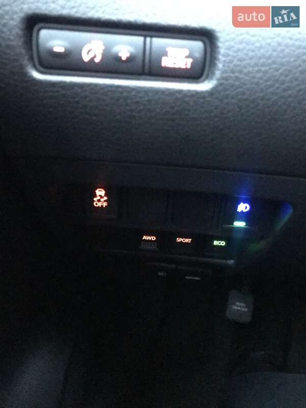 Внедорожник / Кроссовер Nissan Rogue 2017 в Днепре фото 11 Внедорожник / Кроссовер Nissan Rogue 2017 в Днепре